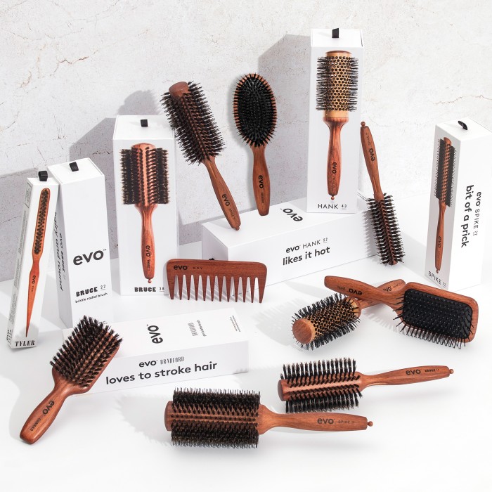 Evo Bruce 28 Natural Bristle Radial Brush